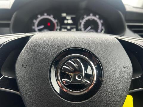 1.5 TSI SE Hatchback 5dr Petrol Manual Euro 6 (s/s) (150 ps)