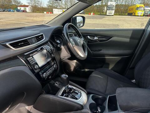 dCi N-Connecta Glass Roof Pack 1.6 5dr SUV Automatic Diesel