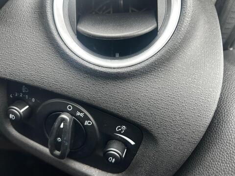 1.0T EcoBoost Zetec Hatchback 5dr Petrol Manual Euro 6 (s/s) (100 ps)