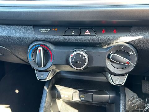 1.2 1 Hatchback 5dr Petrol Manual Euro 6 (s/s) (83 bhp)