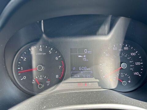 1.2 1 Hatchback 5dr Petrol Manual Euro 6 (s/s) (83 bhp)
