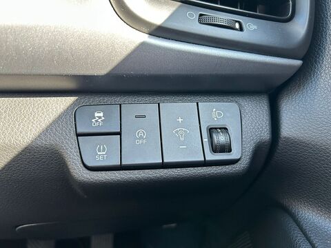 1.2 1 Hatchback 5dr Petrol Manual Euro 6 (s/s) (83 bhp)