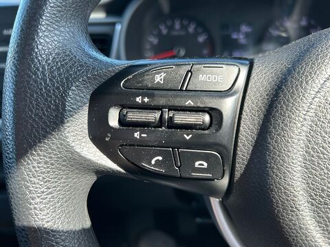 1.2 1 Hatchback 5dr Petrol Manual Euro 6 (s/s) (83 bhp)