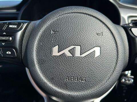 1.2 1 Hatchback 5dr Petrol Manual Euro 6 (s/s) (83 bhp)