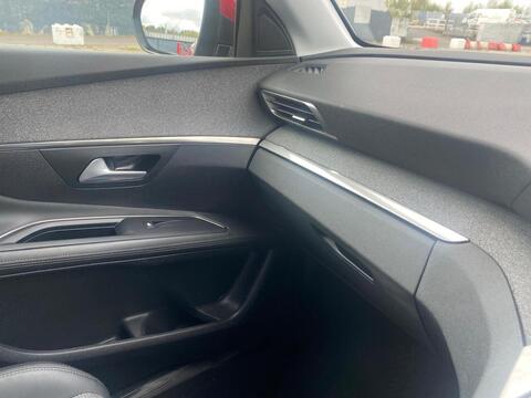 1.2 PureTech Allure SUV 5dr Petrol Manual Euro 6 (s/s) (130 ps)