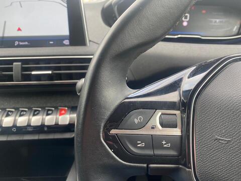 1.2 PureTech Allure SUV 5dr Petrol Manual Euro 6 (s/s) (130 ps)