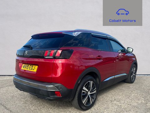 1.2 PureTech Allure SUV 5dr Petrol Manual Euro 6 (s/s) (130 ps)