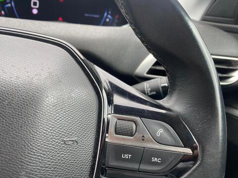 1.2 PureTech Allure SUV 5dr Petrol Manual Euro 6 (s/s) (130 ps)