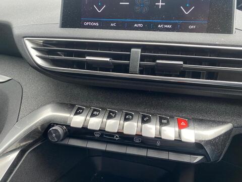1.2 PureTech Allure SUV 5dr Petrol Manual Euro 6 (s/s) (130 ps)