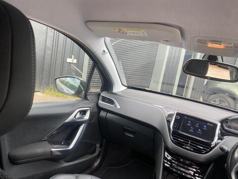 1.2 PureTech Allure SUV 5dr Petrol Manual Euro 6 (s/s) (110 ps)