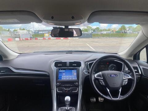 2.0 TDCi ST-Line Hatchback 5dr Diesel Manual Euro 6 (s/s) (180 ps)