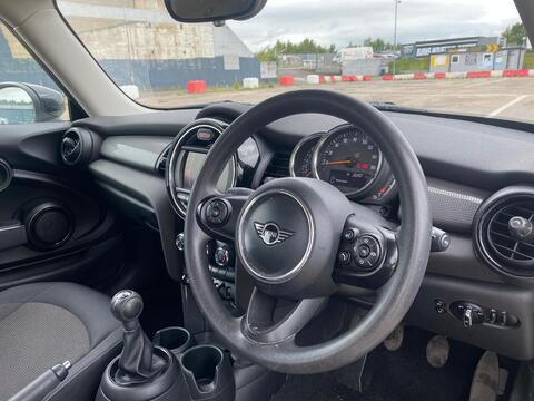 1.5 Cooper Classic Hatchback 3dr Petrol Manual Euro 6 (s/s) (136 ps)