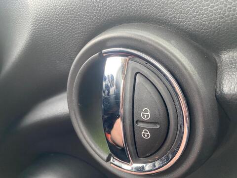 1.5 Cooper Classic Hatchback 3dr Petrol Manual Euro 6 (s/s) (136 ps)