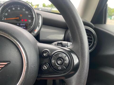 1.5 Cooper Classic Hatchback 3dr Petrol Manual Euro 6 (s/s) (136 ps)
