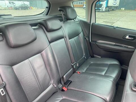 1.6 BlueHDi Allure SUV 5dr Diesel EAT Euro 6 (s/s) (120 ps)