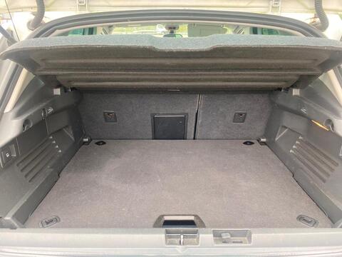 1.6 BlueHDi Allure SUV 5dr Diesel EAT Euro 6 (s/s) (120 ps)
