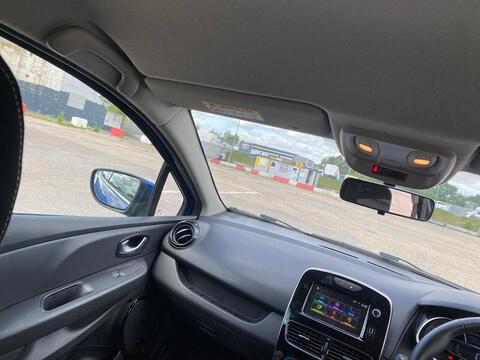 0.9 TCe Iconic Hatchback 5dr Petrol Manual Euro 6 (s/s) (90 ps)