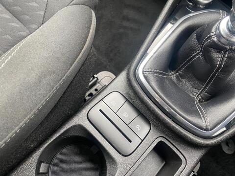 T EcoBoost Zetec Navigation 1.0 5dr Hatchback Manual Petrol