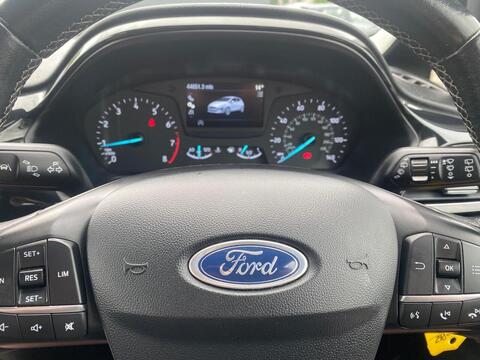 T EcoBoost Zetec Navigation 1.0 5dr Hatchback Manual Petrol