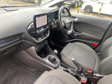 T EcoBoost Zetec Navigation 1.0 5dr Hatchback Manual Petrol
