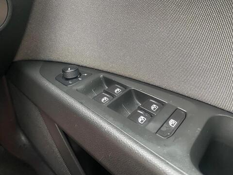 1.5 TSI EVO SE Dynamic Hatchback 5dr Petrol Manual Euro 6 (s/s) (130 ps)