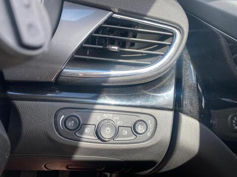 1.4i Turbo Active SUV 5dr Petrol Manual Euro 6 (s/s) (140 ps)