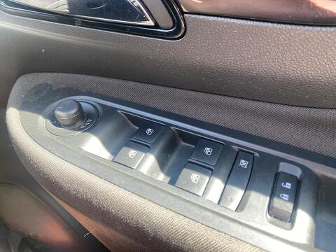 1.4i Turbo Active SUV 5dr Petrol Manual Euro 6 (s/s) (140 ps)