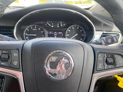 1.4i Turbo Active SUV 5dr Petrol Manual Euro 6 (s/s) (140 ps)