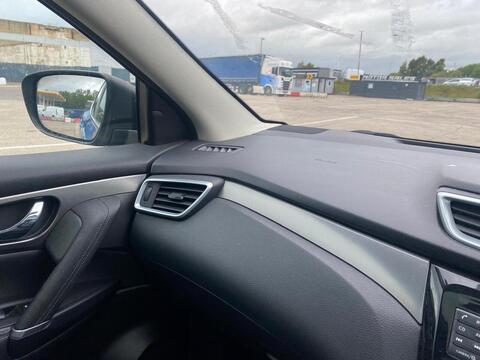 DIG-T Tekna Glass Roof Pack 1.2 5dr SUV Manual Petrol