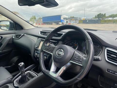 DIG-T Tekna Glass Roof Pack 1.2 5dr SUV Manual Petrol
