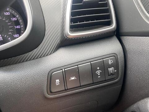 1.6 CRDi MHEV SE Nav SUV 5dr Diesel Hybrid Manual Euro 6 (s/s) (115 ps)