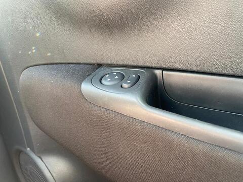 1.2 Lounge Hatchback 3dr Petrol Dualogic Euro 6 (s/s) (69 bhp)