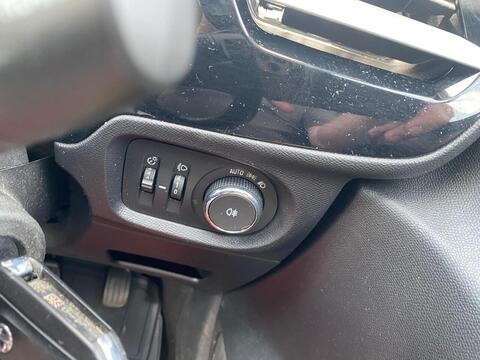 1.2 SE Hatchback 5dr Petrol Manual Euro 6 (75 ps)