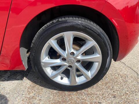1.2 SE Hatchback 5dr Petrol Manual Euro 6 (75 ps)