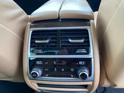 3.0 740Li Saloon 4dr Petrol Auto Euro 6 (s/s) (326 ps)