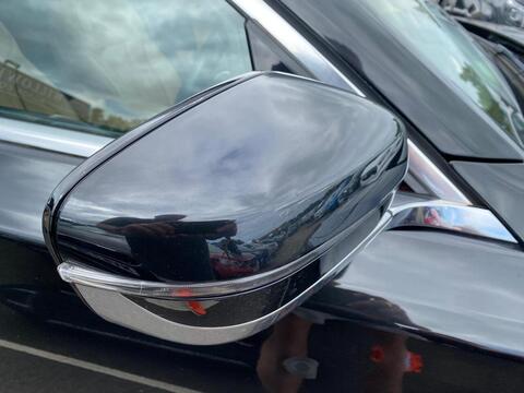 3.0 740Li Saloon 4dr Petrol Auto Euro 6 (s/s) (326 ps)