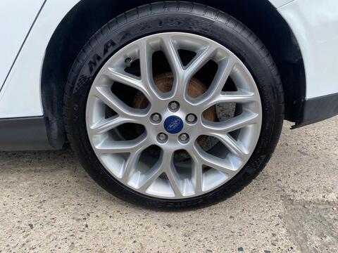 1.0T EcoBoost Titanium X Hatchback 5dr Petrol Manual Euro 6 (s/s) (125 ps)