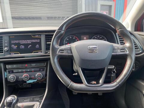 1.8 TSI FR Technology Hatchback 5dr Petrol Manual Euro 6 (s/s) (180 ps)
