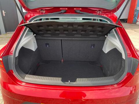 1.8 TSI FR Technology Hatchback 5dr Petrol Manual Euro 6 (s/s) (180 ps)