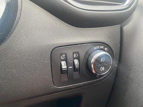 1.2 SE SUV 5dr Petrol Manual Euro 6 (81 ps)
