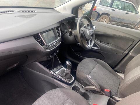 1.2 SE SUV 5dr Petrol Manual Euro 6 (81 ps)