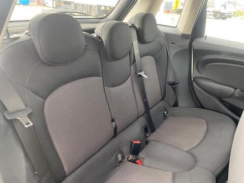 1.5 Cooper Hatchback 5dr Petrol Manual Euro 6 (s/s) (136 ps)