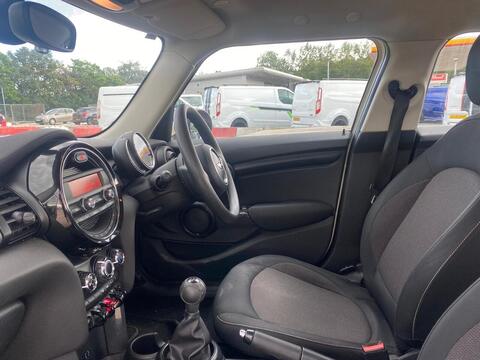 1.5 Cooper Hatchback 5dr Petrol Manual Euro 6 (s/s) (136 ps)