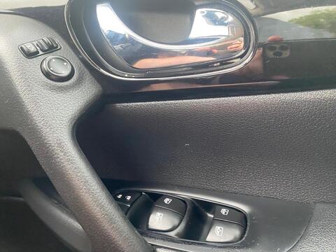 1.3 DIG-T Acenta Premium SUV 5dr Petrol Manual Euro 6 (s/s) (140 ps)