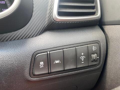 1.6 GDi SE Nav SUV 5dr Petrol Manual Euro 6 (s/s) (132 ps)