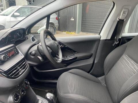 1.0 PureTech Access (a/c) Hatchback 5dr Petrol Manual Euro 6 (68 ps)