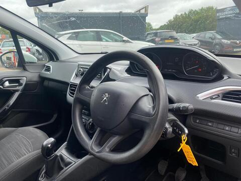 1.0 PureTech Access (a/c) Hatchback 5dr Petrol Manual Euro 6 (68 ps)