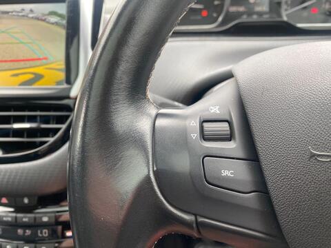 1.2 PureTech Allure Premium SUV 5dr Petrol Manual Euro 6 (s/s) (82 ps)