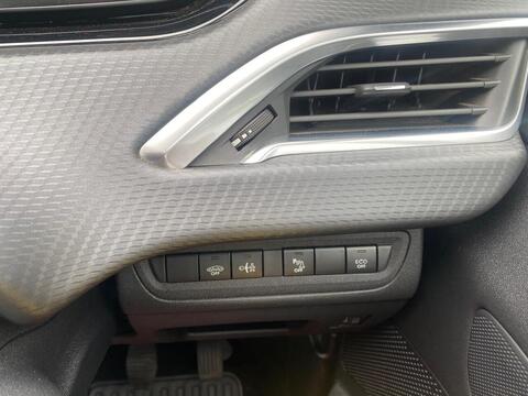 1.2 PureTech Allure Premium SUV 5dr Petrol Manual Euro 6 (s/s) (82 ps)