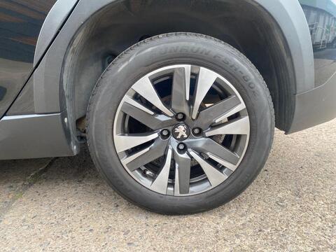 1.2 PureTech Allure Premium SUV 5dr Petrol Manual Euro 6 (s/s) (82 ps)